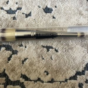 It cosmetics heavenly luxe complexion perfection brush